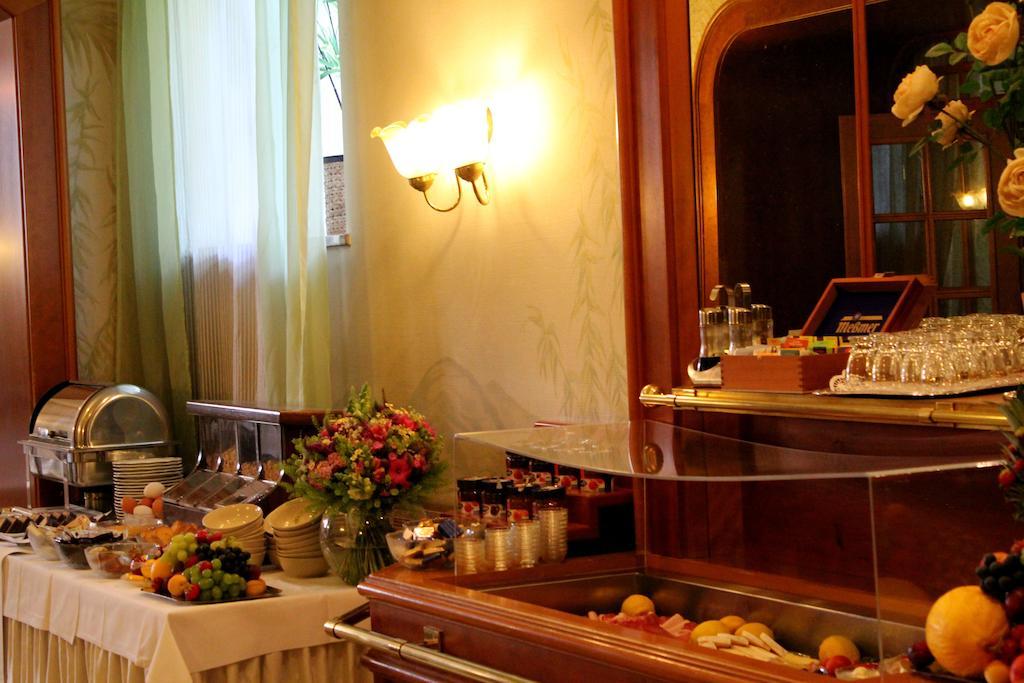 Hotel Krone 3*